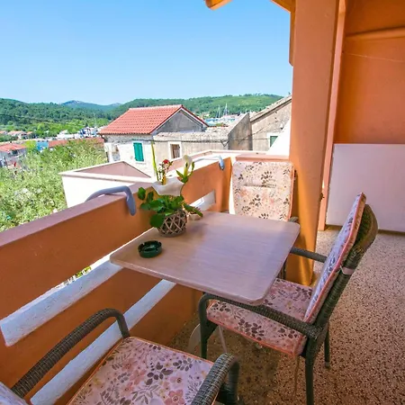 Apartment Neno *