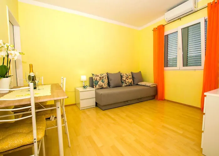 Neno Apartamento *